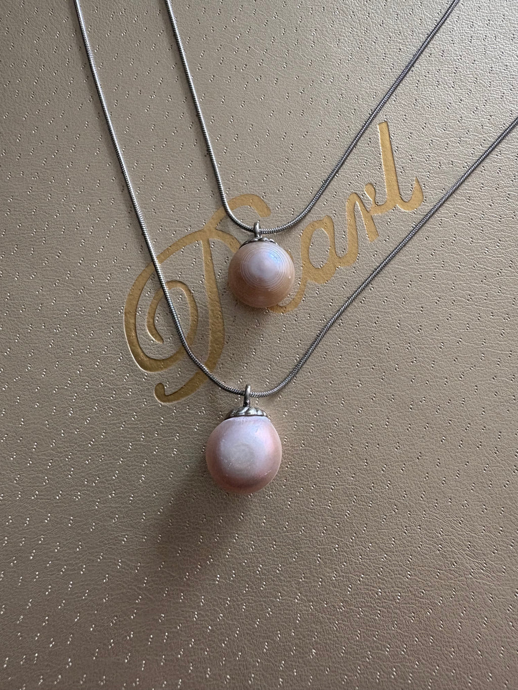 双色車輪形狀珍珠吊墜頸鏈（禾力珍珠時來運轉概念禮品）